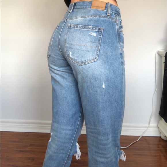 American Eagle distressed jeans - Picture 3 of 3